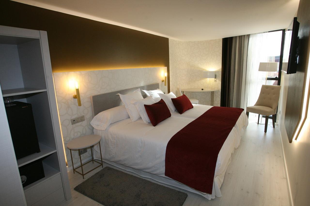 Hotel Cardenal Monforte De Lemos Kültér fotó